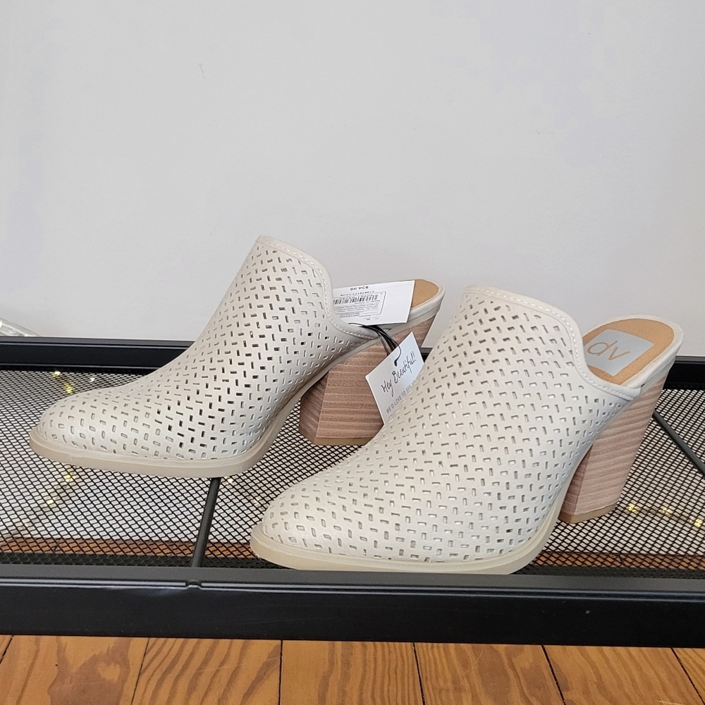 Women's Cream Ankle Boots